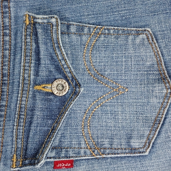 Levi's 545 Low boot cut jeans. - Picture 2 of 14